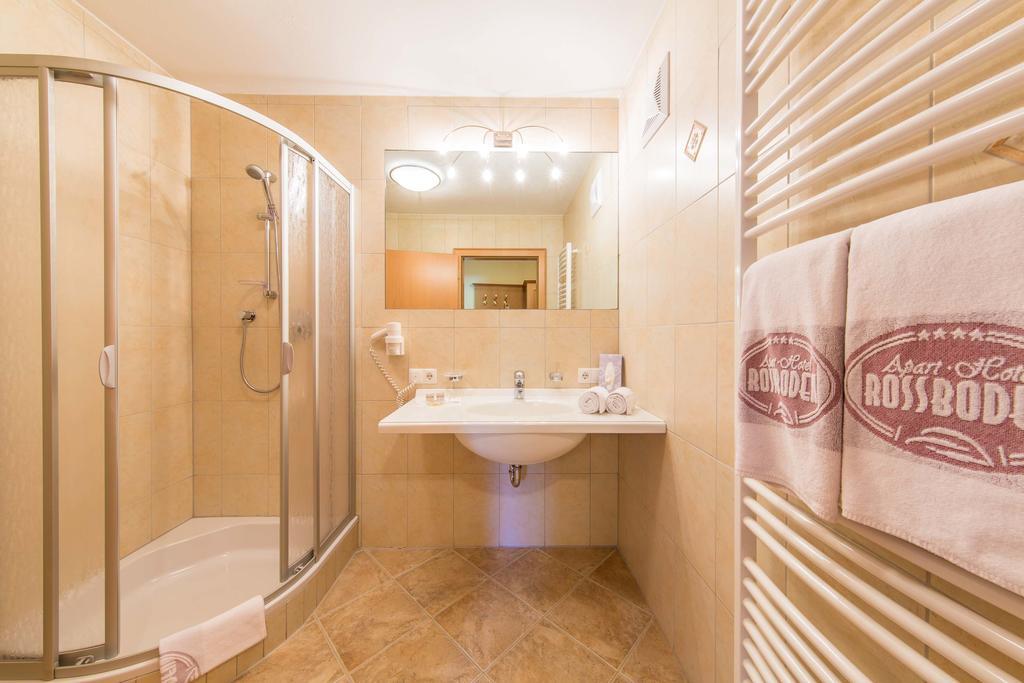 Residence Rossboden Mit Hallenbad 베라노 외부 사진